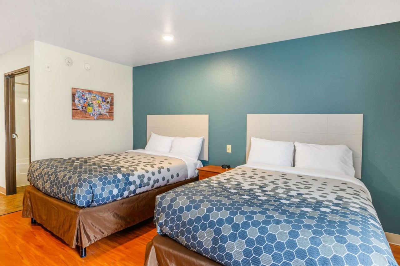 Hotel Econo 2*